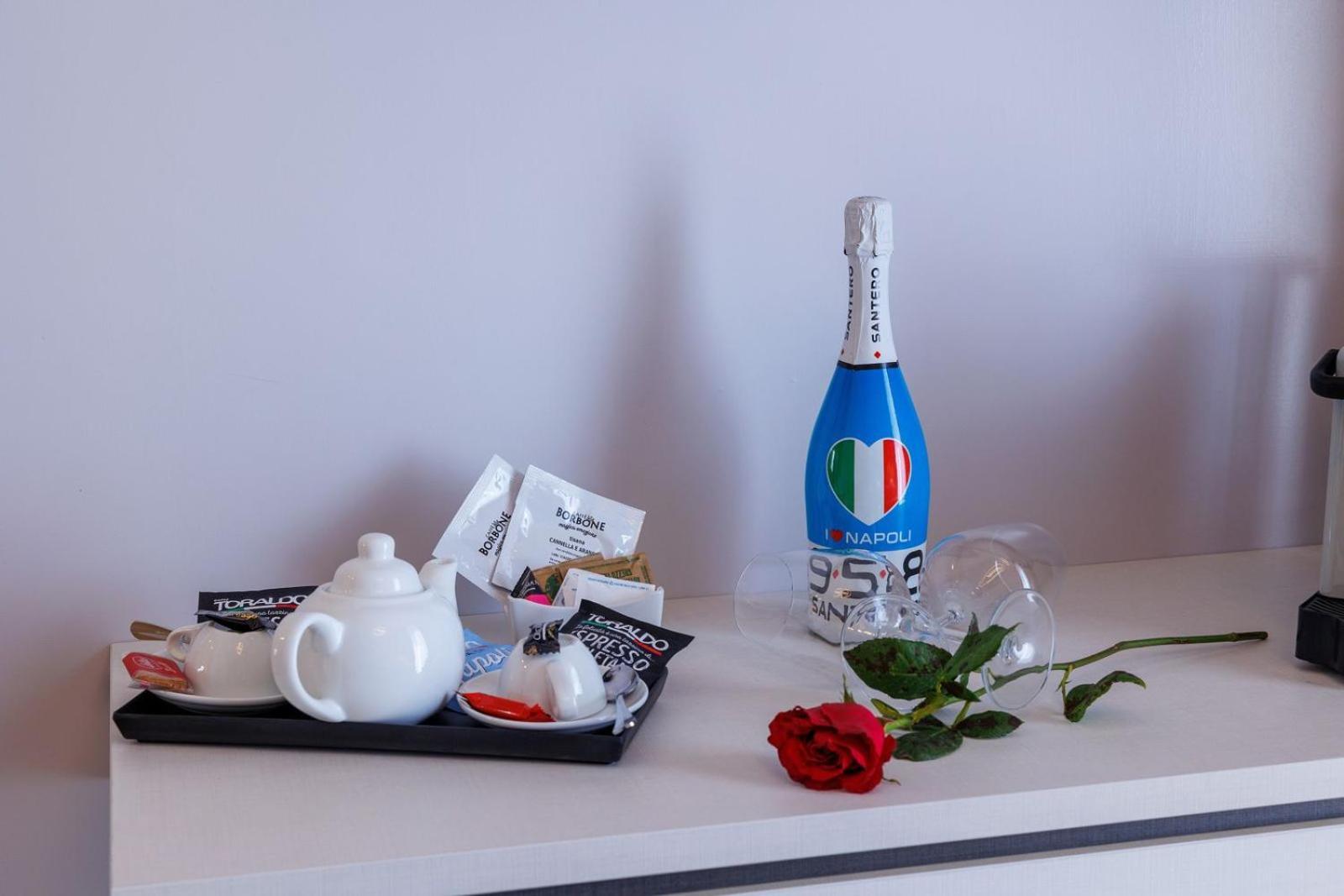 Maria Maruzzella B&B Luxury Suites Naples Extérieur photo