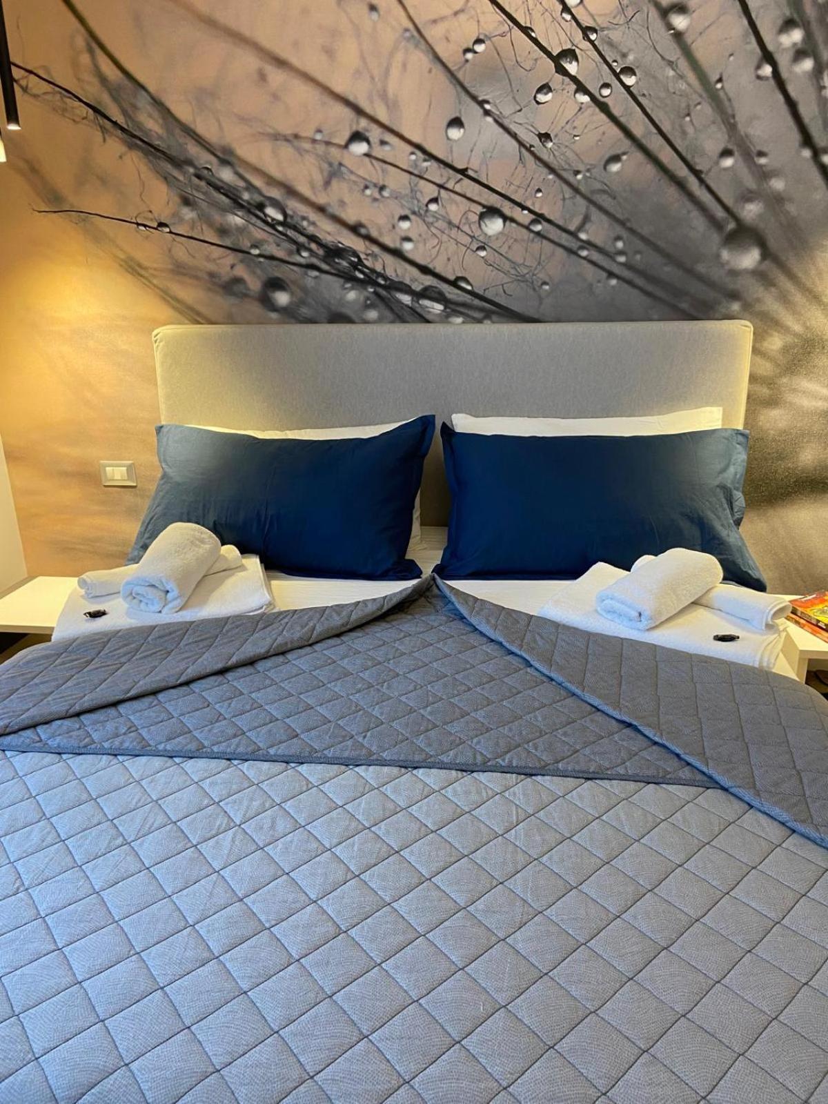 Maria Maruzzella B&B Luxury Suites Naples Extérieur photo
